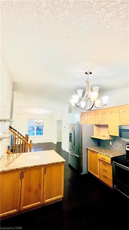 UPPER UNIT-172 Springfield Place, Waterloo, ON, N2T 2M6 photo 4