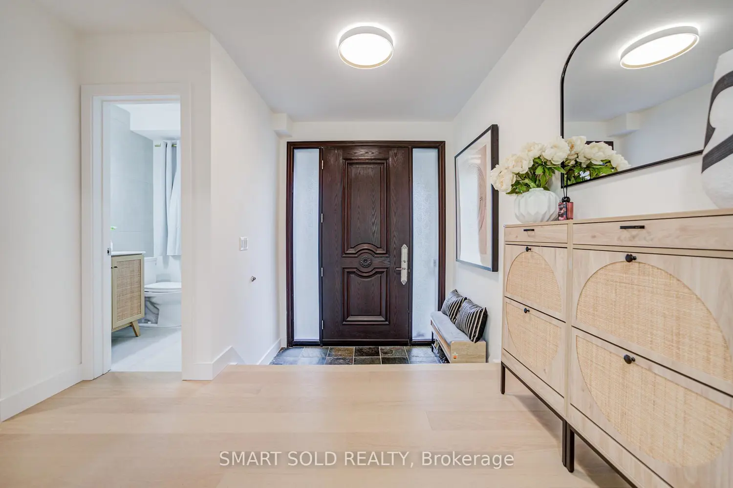 4 Knollview Crescent photo 3