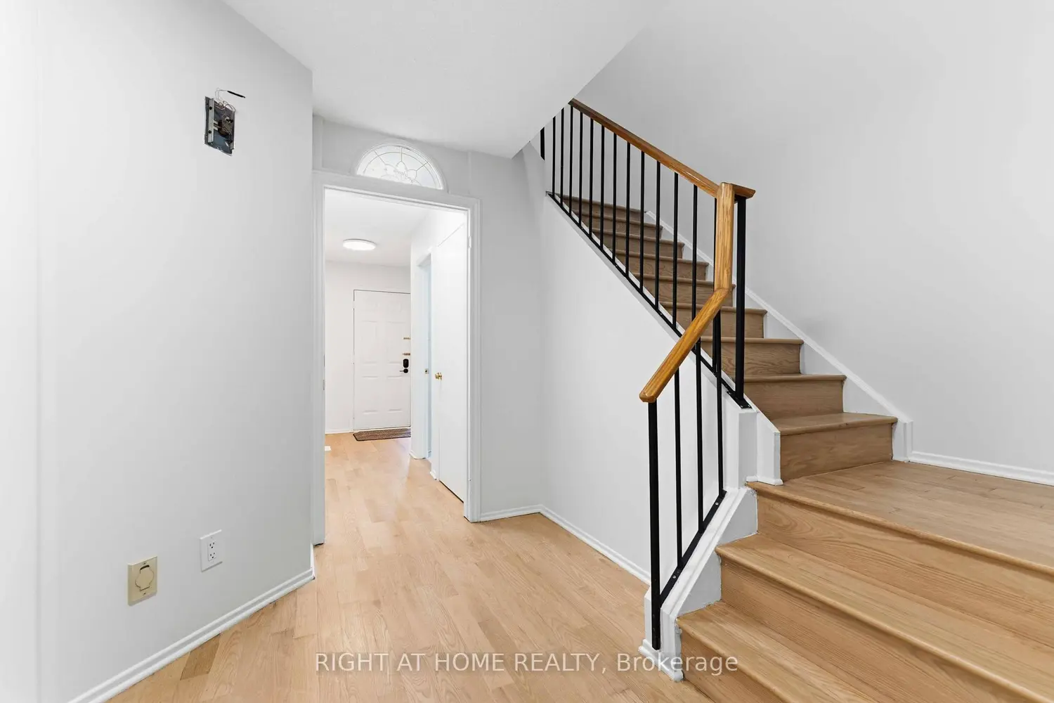 178 Presland Road photo 2