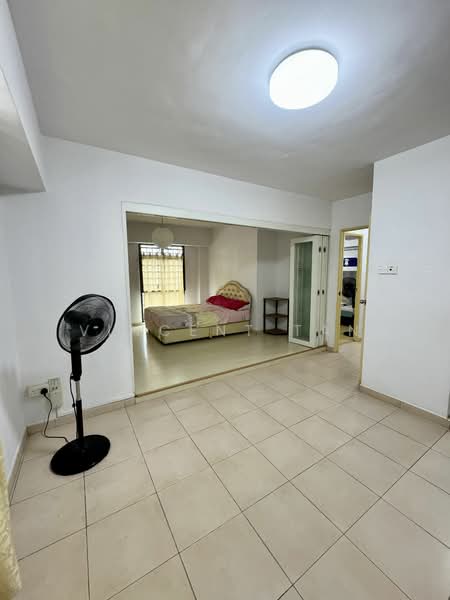 297B Compassvale Street photo 4
