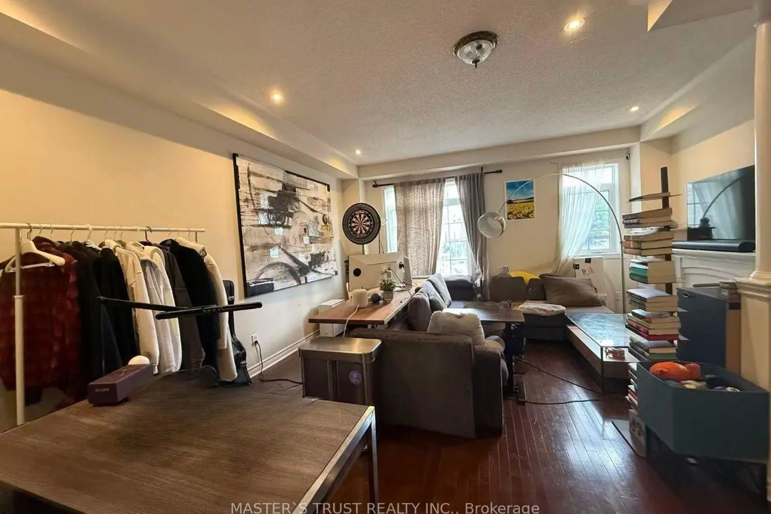 63 Routliffe Lane photo 2