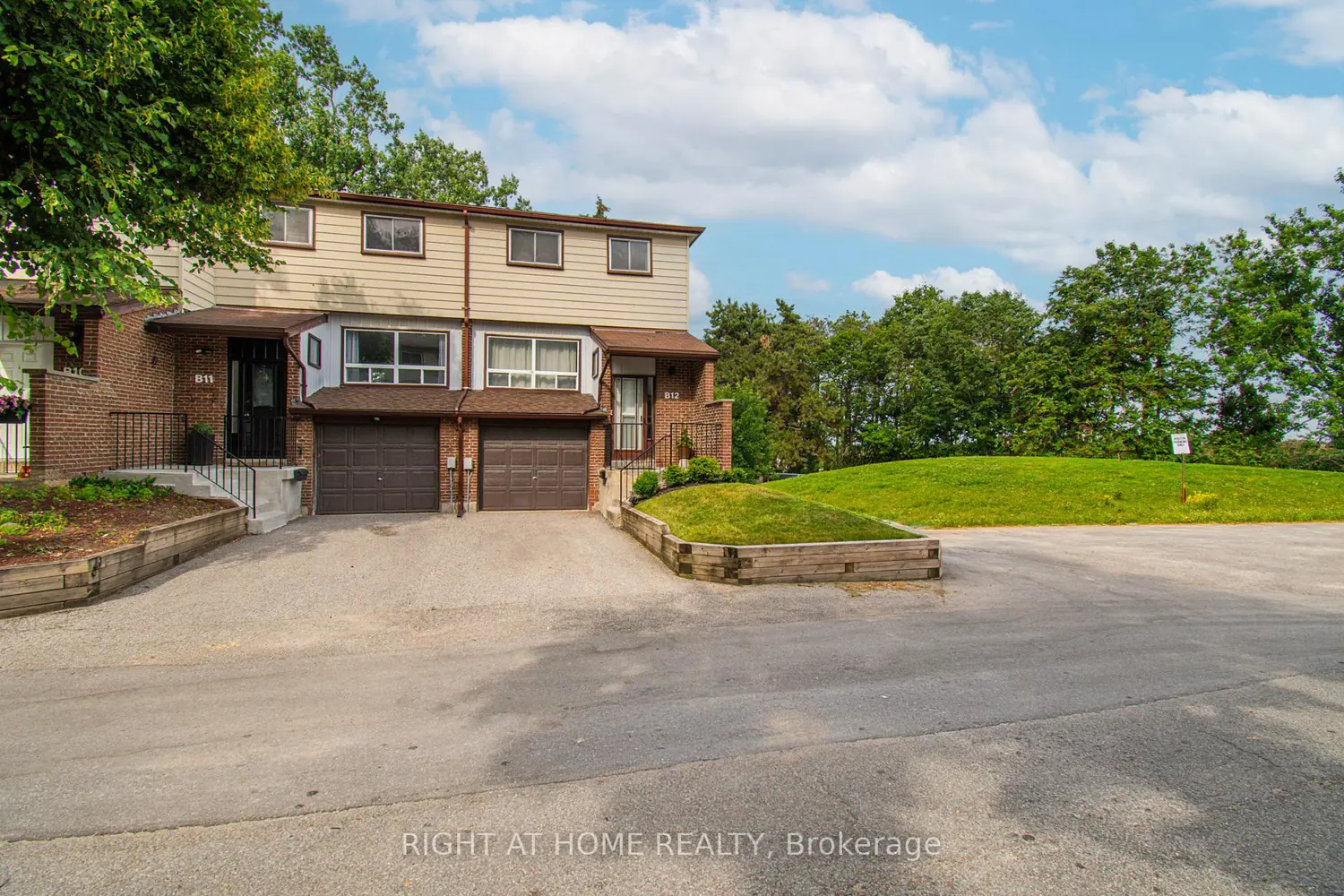 63 Ferris Lane B12 photo 2