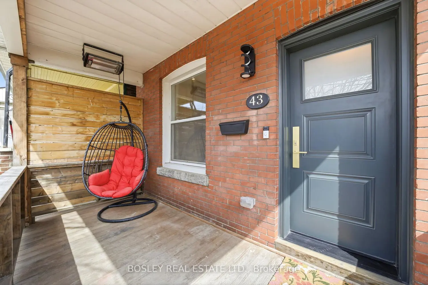 43 Gilbert Avenue photo 2