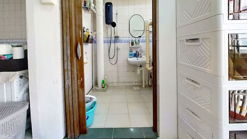 418 Woodlands Street 41 photo 4