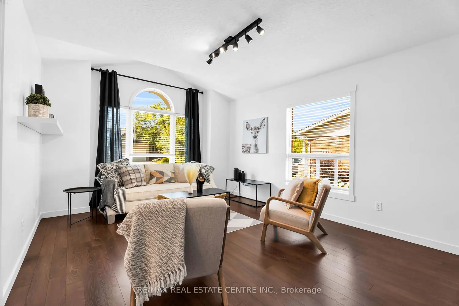 103 Hunter Road photo 3