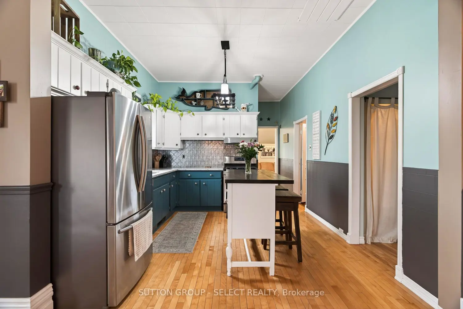 625 Hale Street photo 4