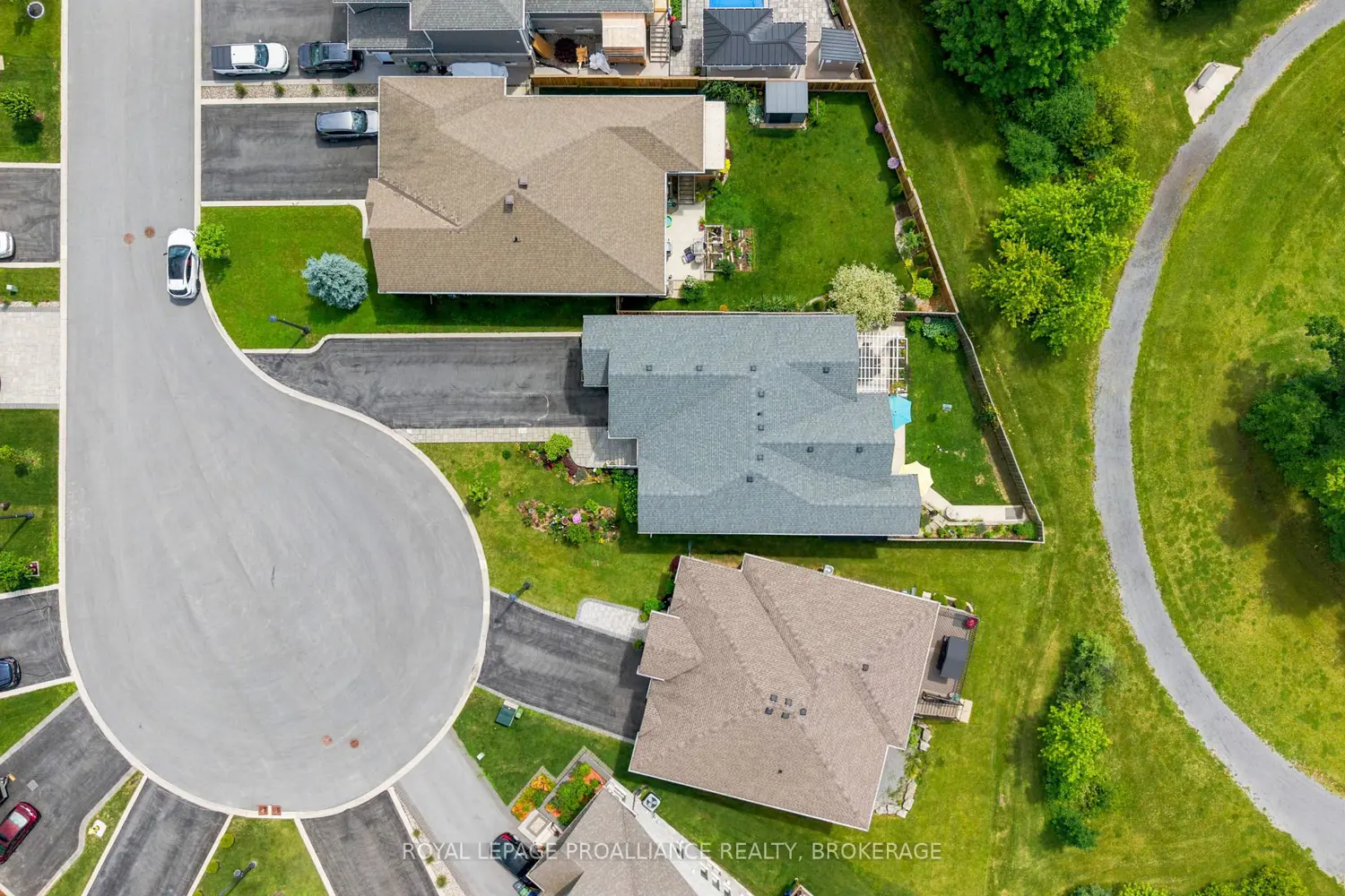 861 Windermere Drive photo 2