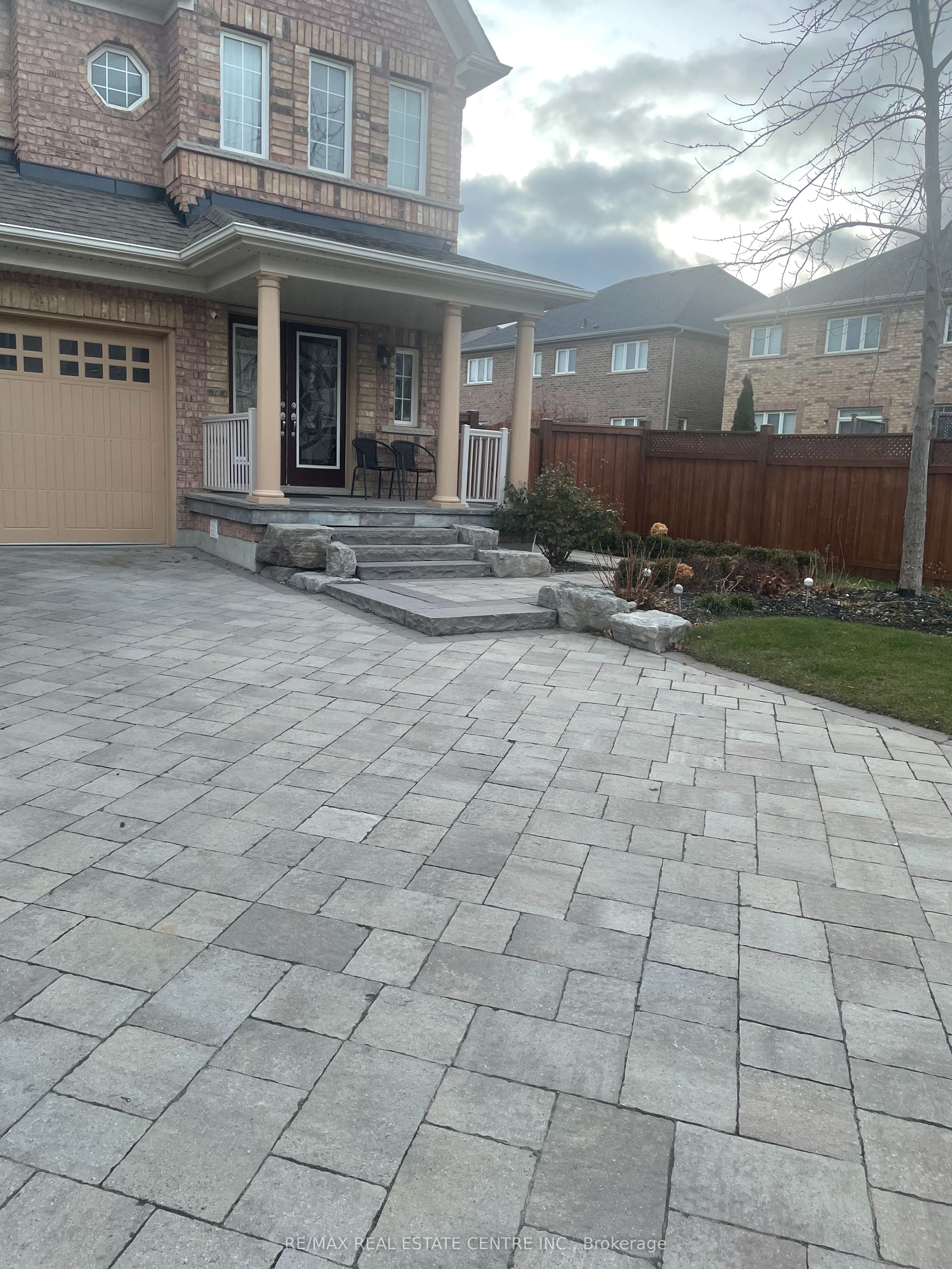 18 Alnwick Avenue, Caledon, ON, L7C 3P6