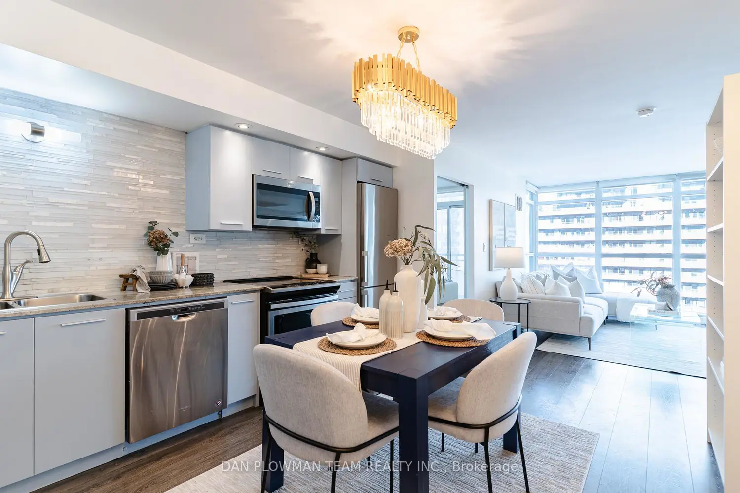 8 Telegram Mews 1006 photo 5