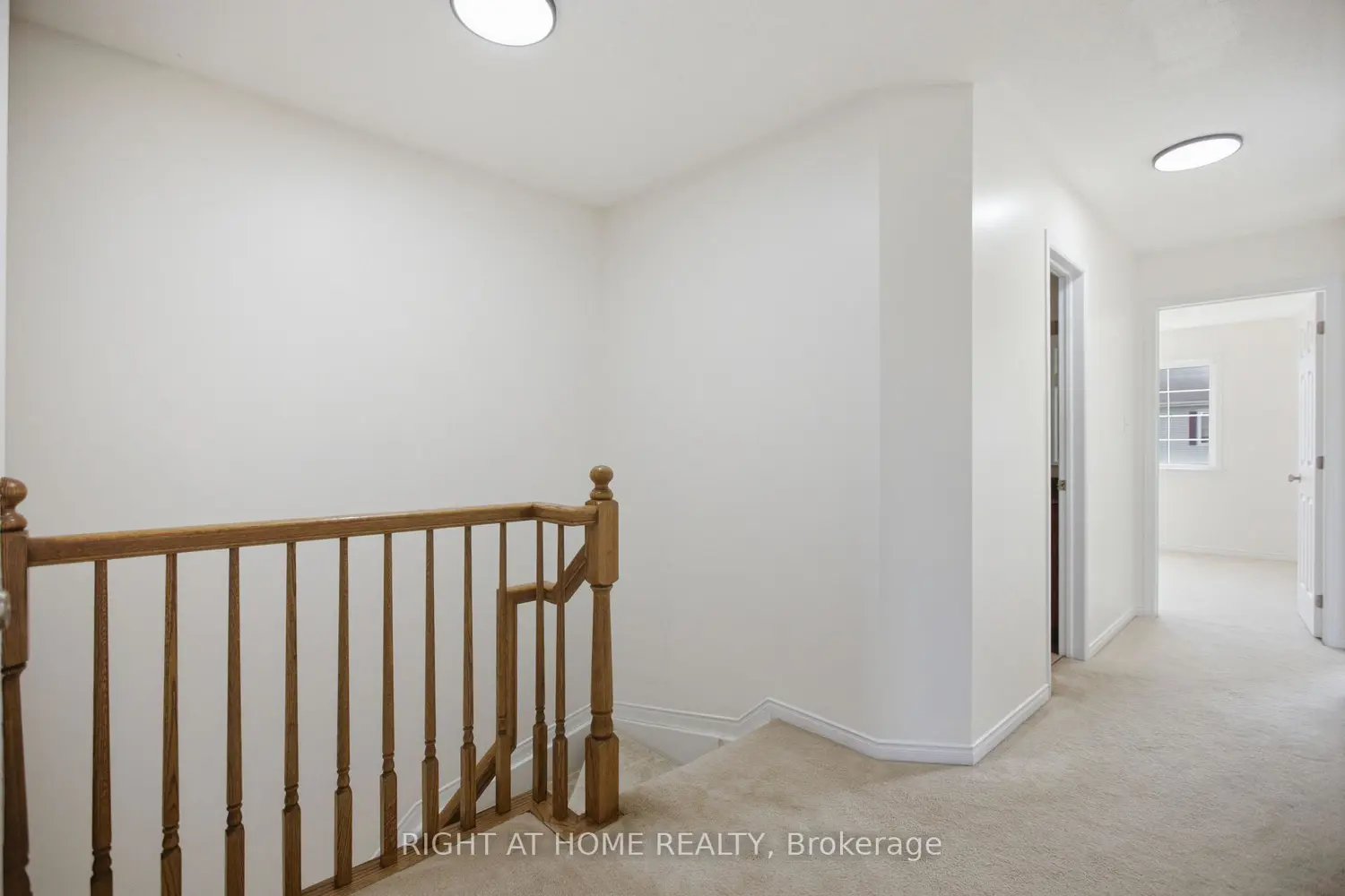 644 Kilbirnie Drive photo 3