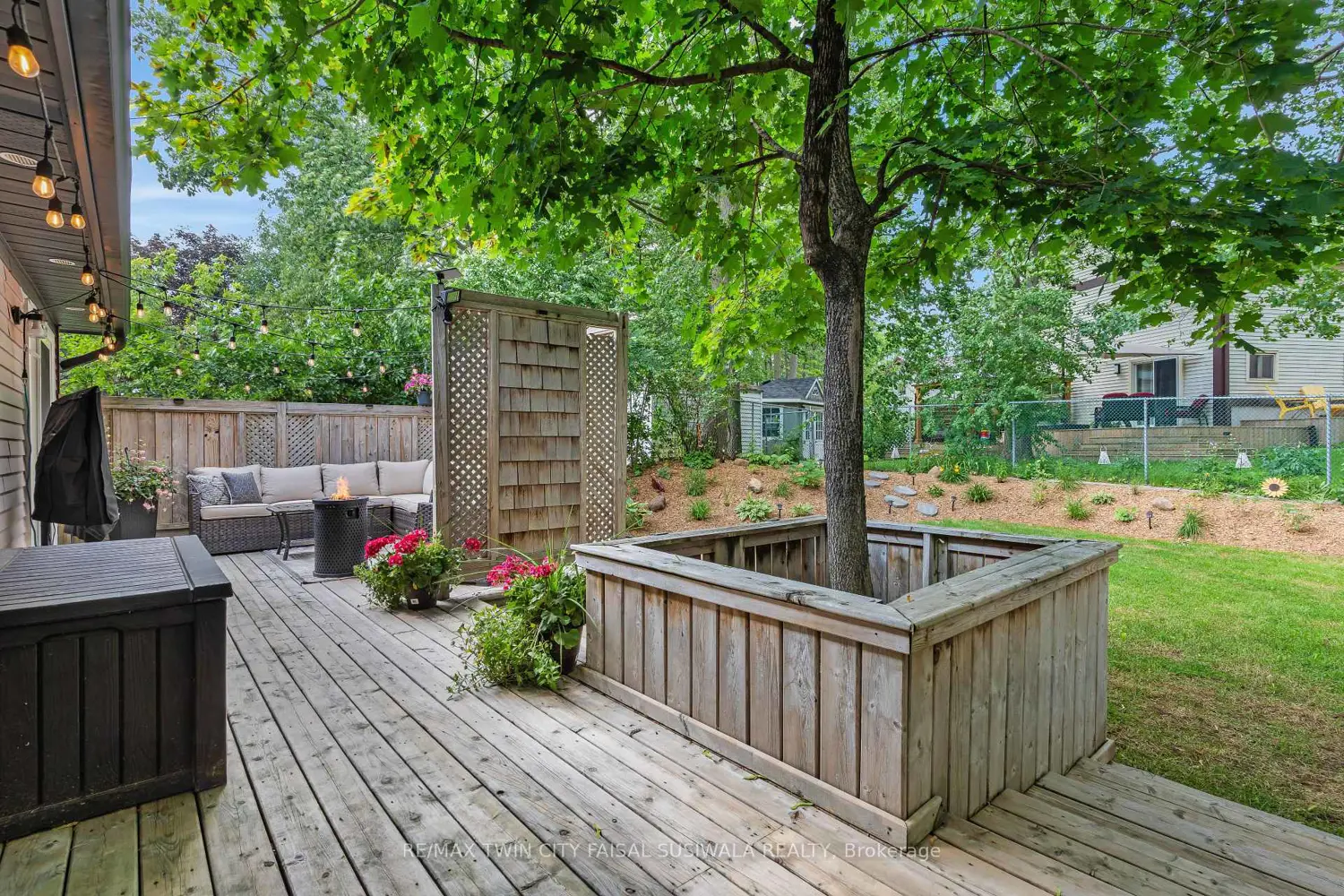 64 Cindy Avenue photo 3