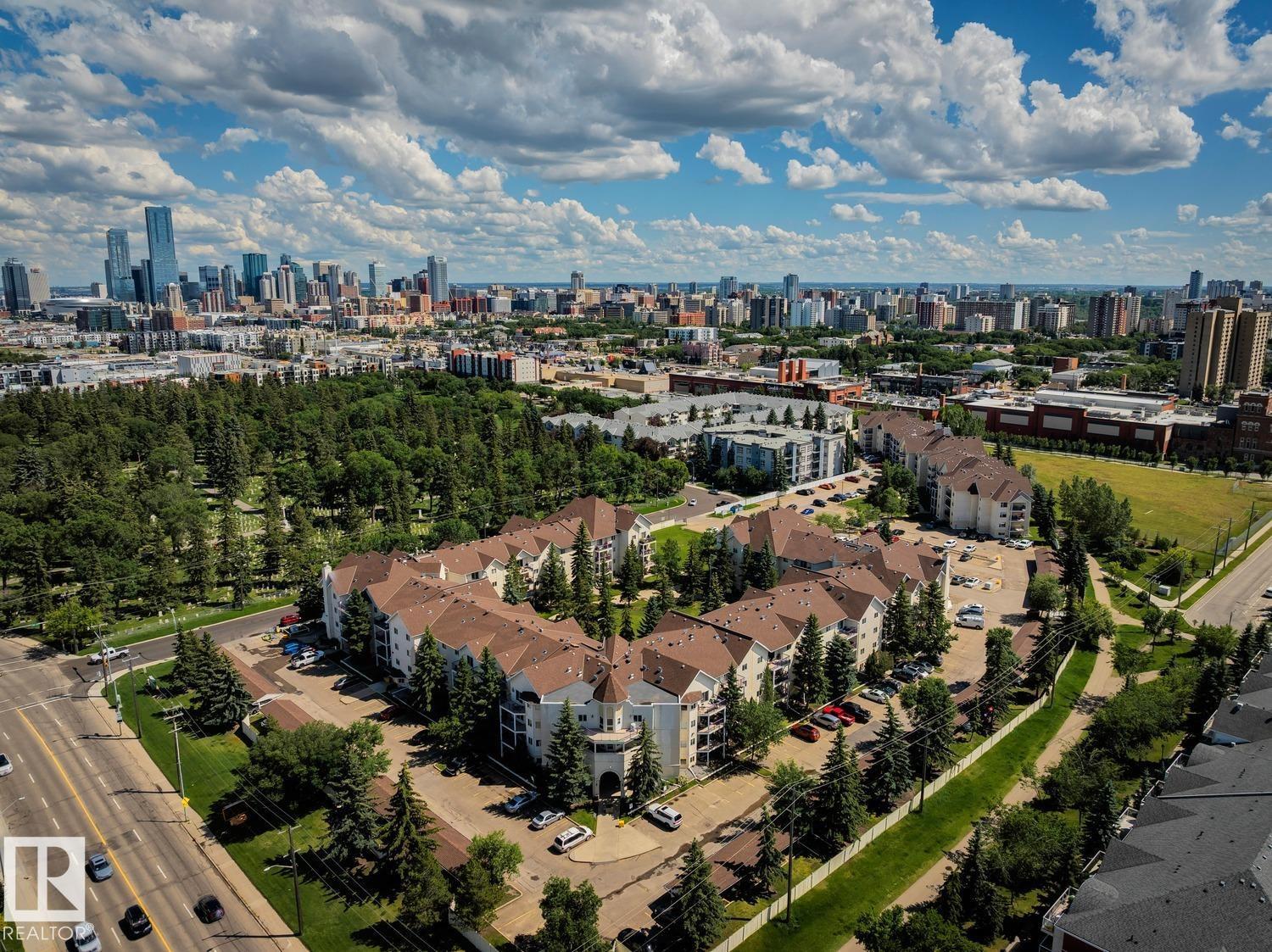 239-10636 120 Street NW, Edmonton, AB, T5H4L5