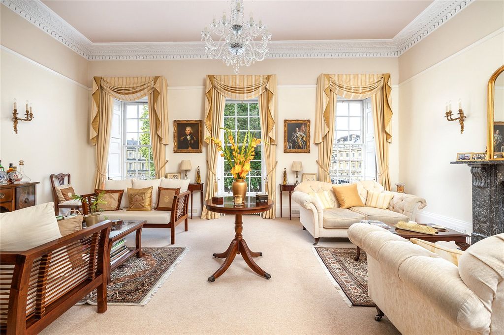 3 bed flat for saleThe Circus, Bath, Somerset BA1 photo 4