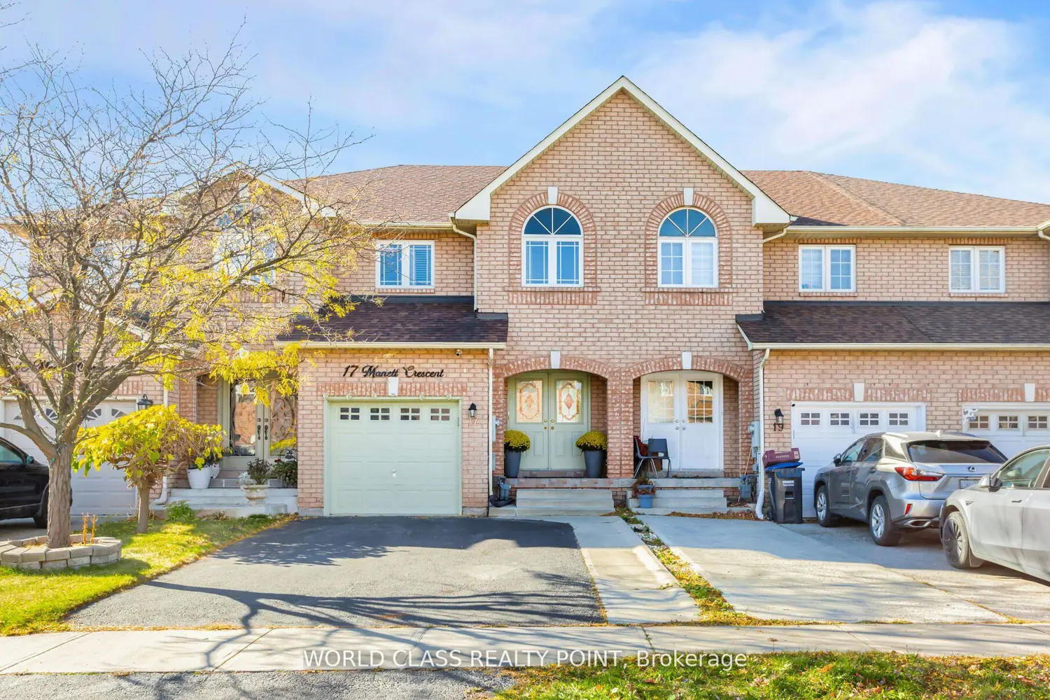 17 Manett Crescent photo 2