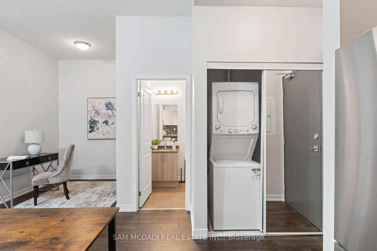 1284 Guelph Line 115 photo 5