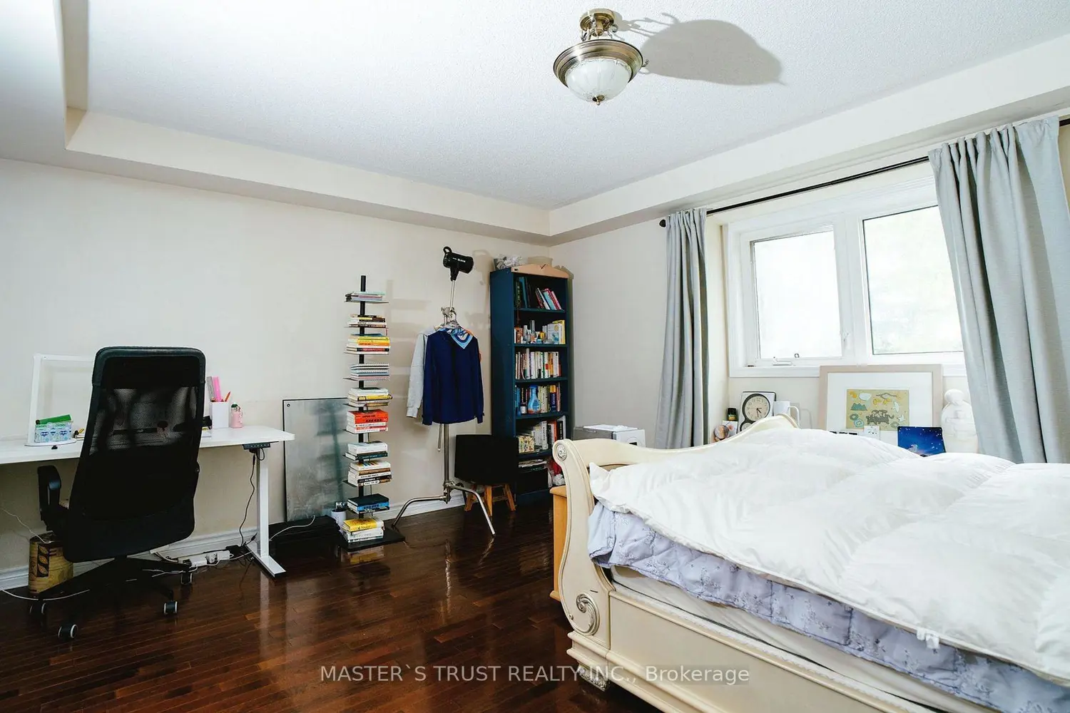 63 Routliffe Lane photo 5