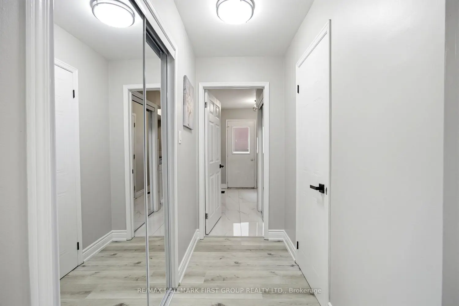 15 Sallis Drive photo 2