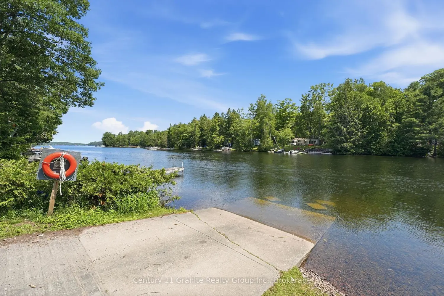 1012 Shetland Road photo 2