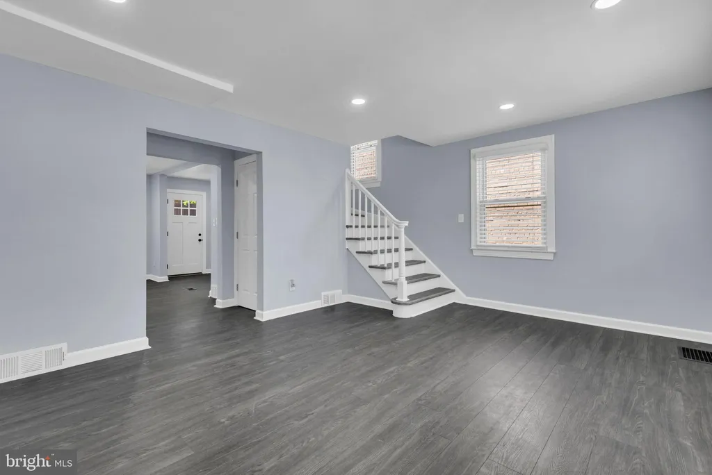 4621 Hillside Road SE, Washington, DC 20019 photo 3