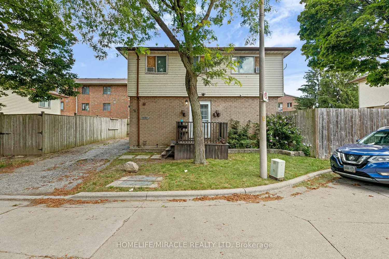 1180 Heathfield Court