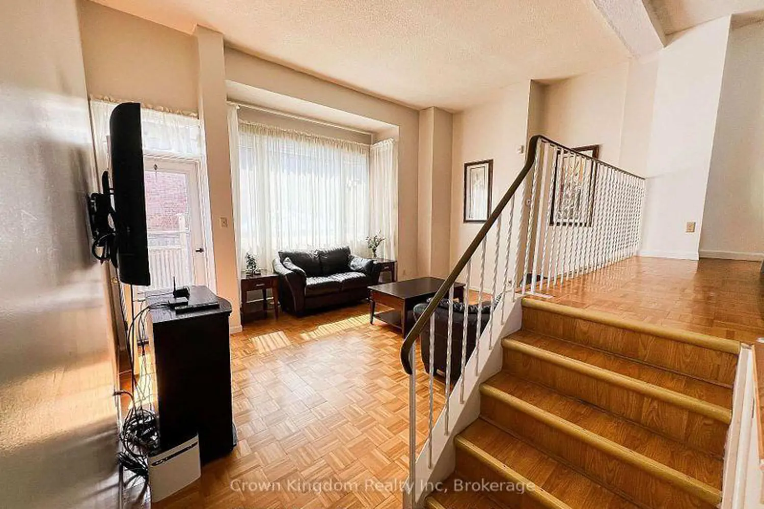 30 Wingarden Court 80 photo 3
