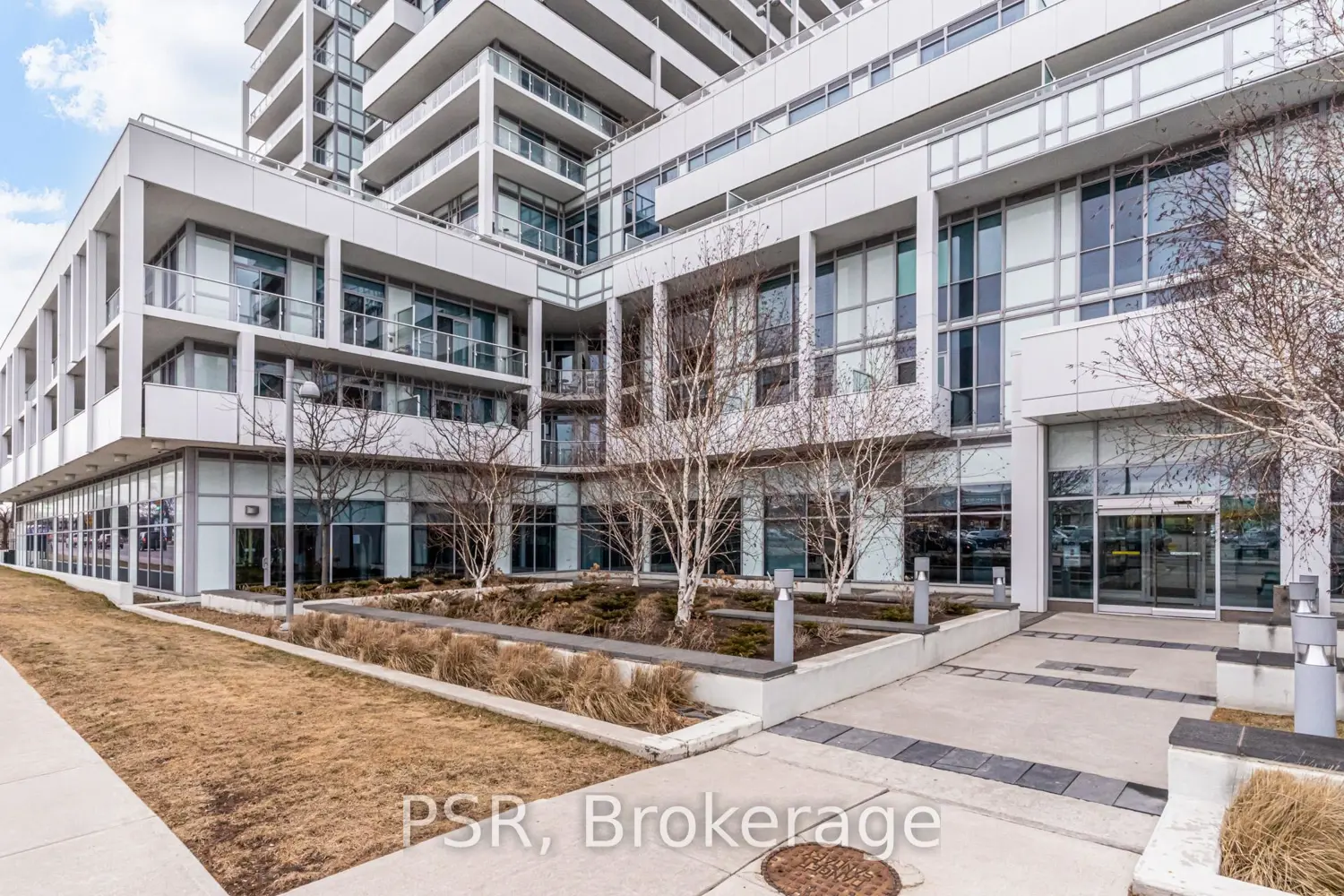 65 Speers Road 602 photo 4