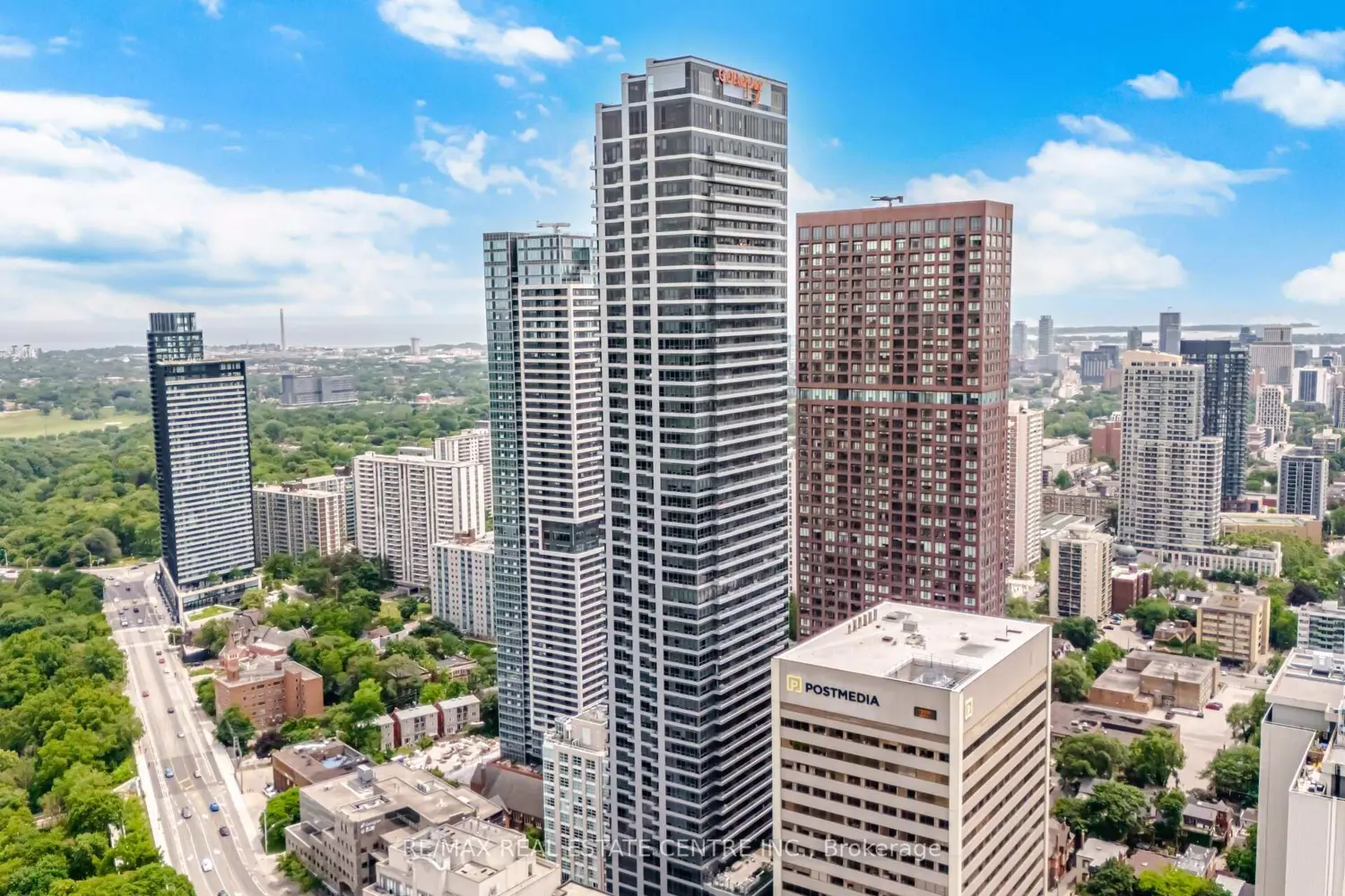 395 Bloor Street 2503 photo 2