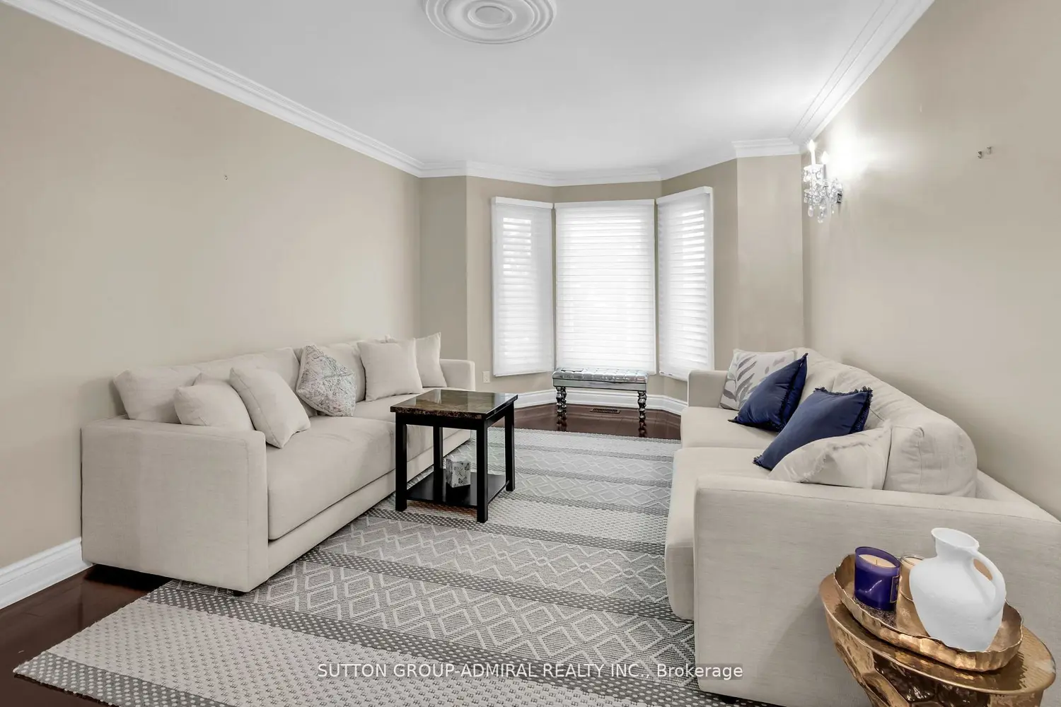 25 Grenadier Crescent photo 3