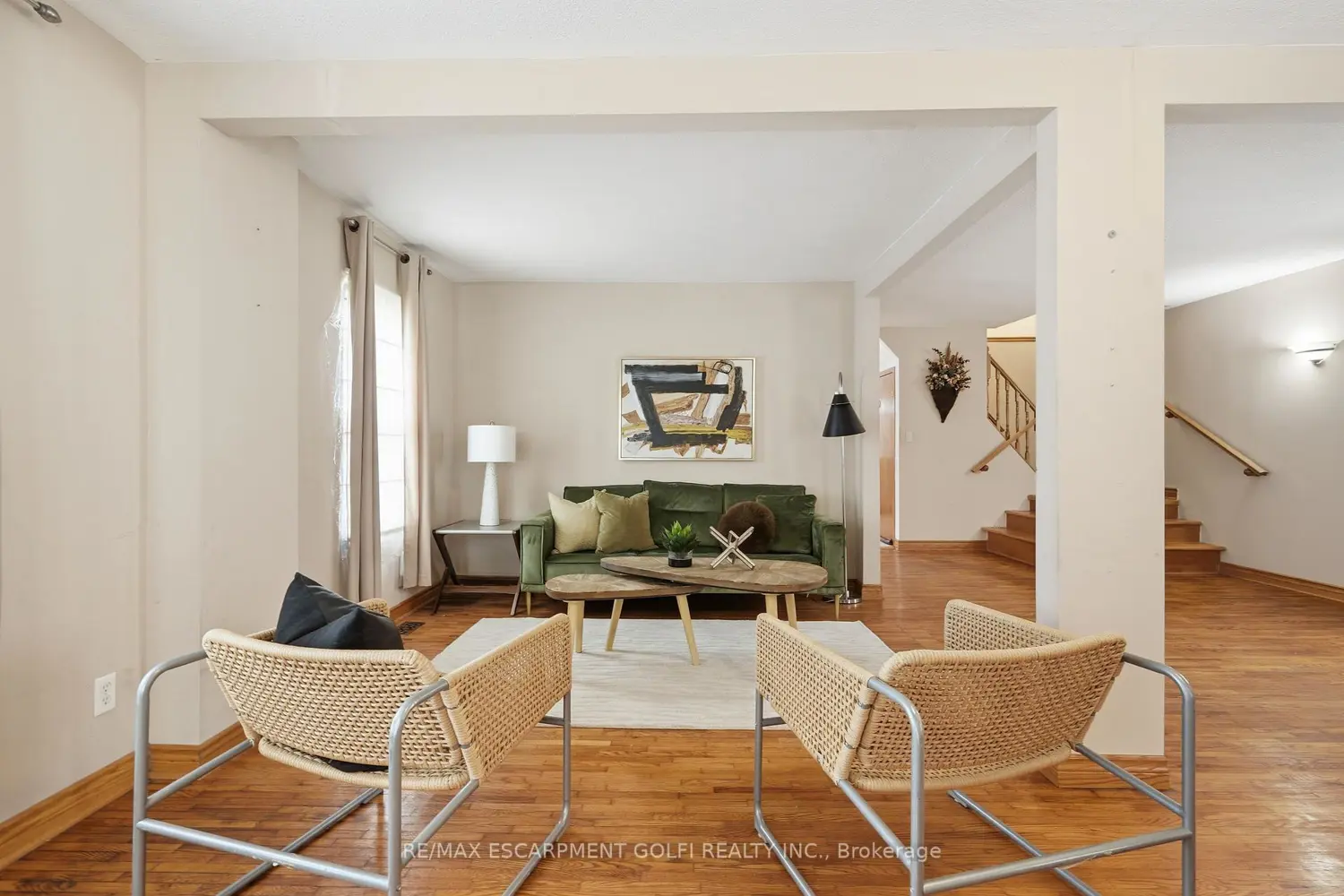 27 Drummond Crescent photo 2