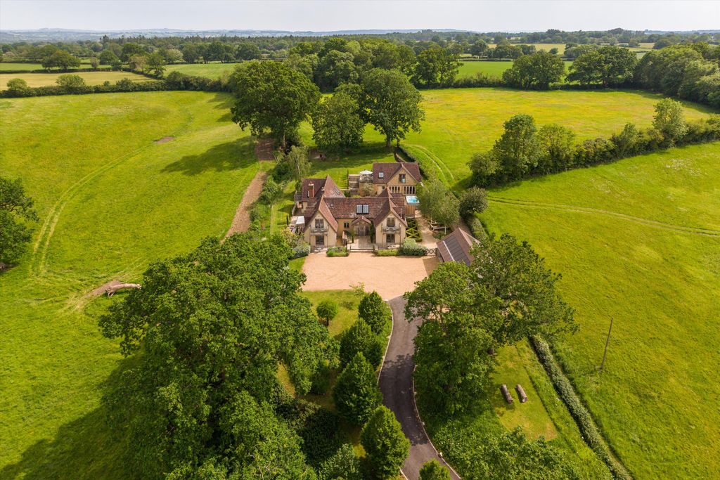 6 bed detached house for saleRodbourne, Malmesbury, Wiltshire SN16