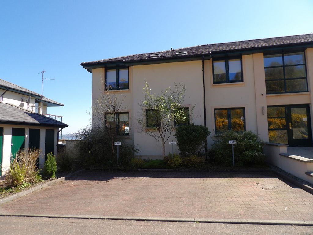 2 bed flat for saleGerhallow, Dunoon PA23