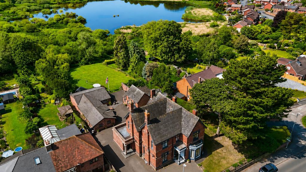 5 bed detached house for saleEccleshall Road, Stafford ST16