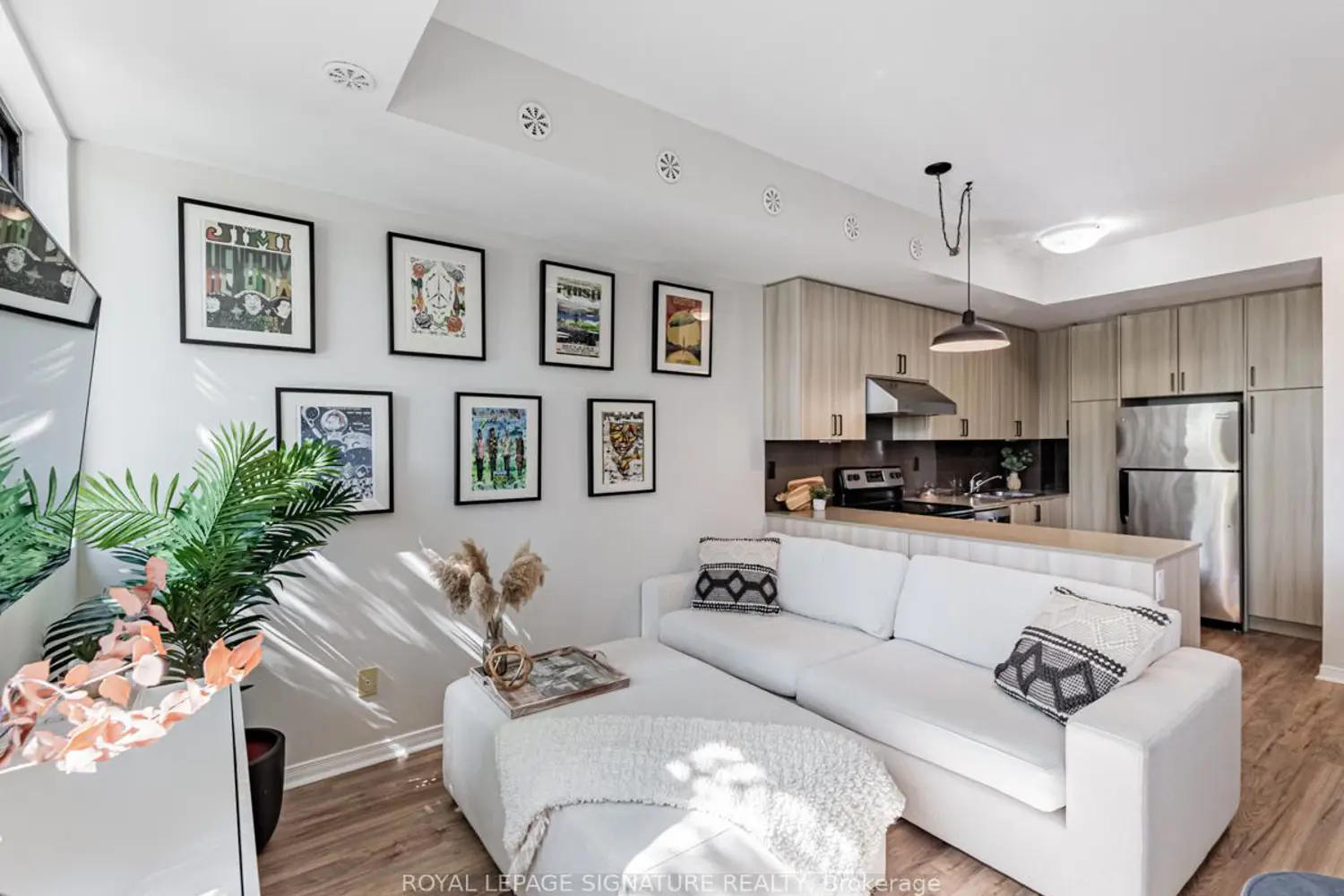 68 Winston Park Boulevard 60