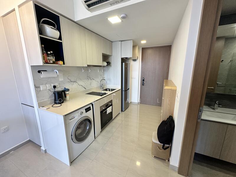 107 West Coast Vale photo 3