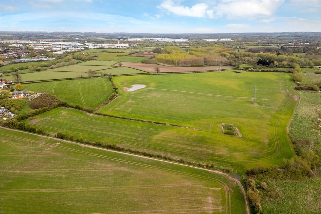 Land for saleColeshill, Birmingham B46 photo 2