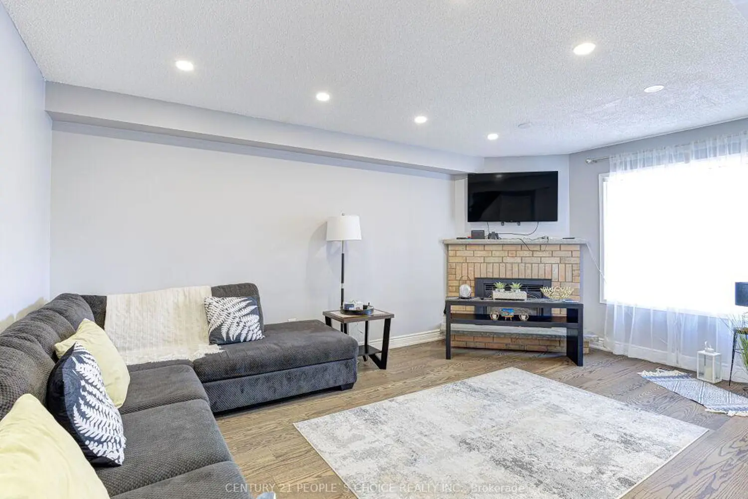 5965 River Grove Avenue photo 4
