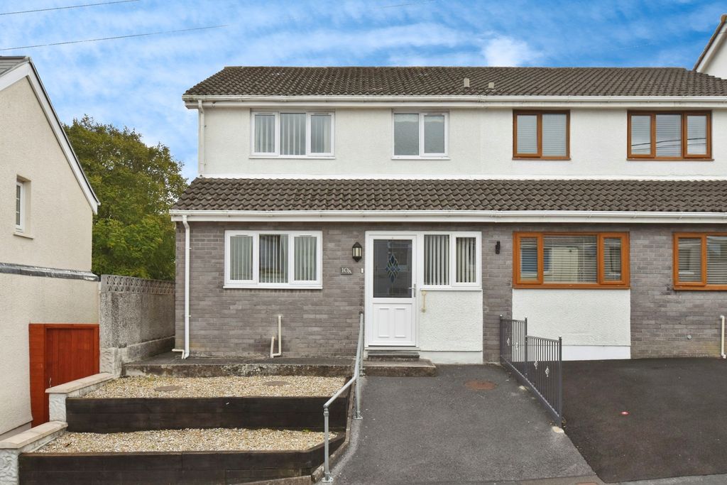 3 bed semi-detached house for salePen Y Gaer Cottages, Llanelli, Carmarthenshire SA14