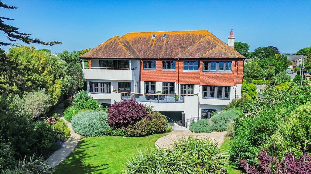 8 bed detached house for saleSea Way, Middleton-On-Sea, Bognor Regis, West Sussex PO22