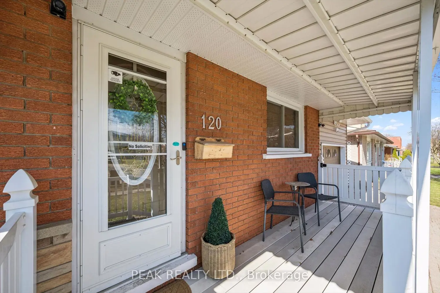 120 Lorraine Avenue photo 2