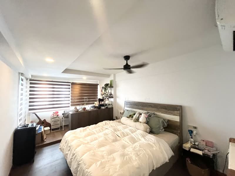 46 Marine Crescent photo 5
