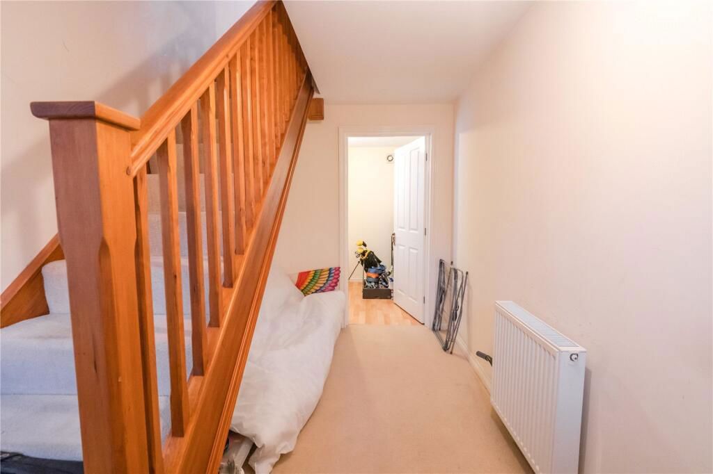 2 bed flat for saleDanes Close, Grimsby DN32 photo 2