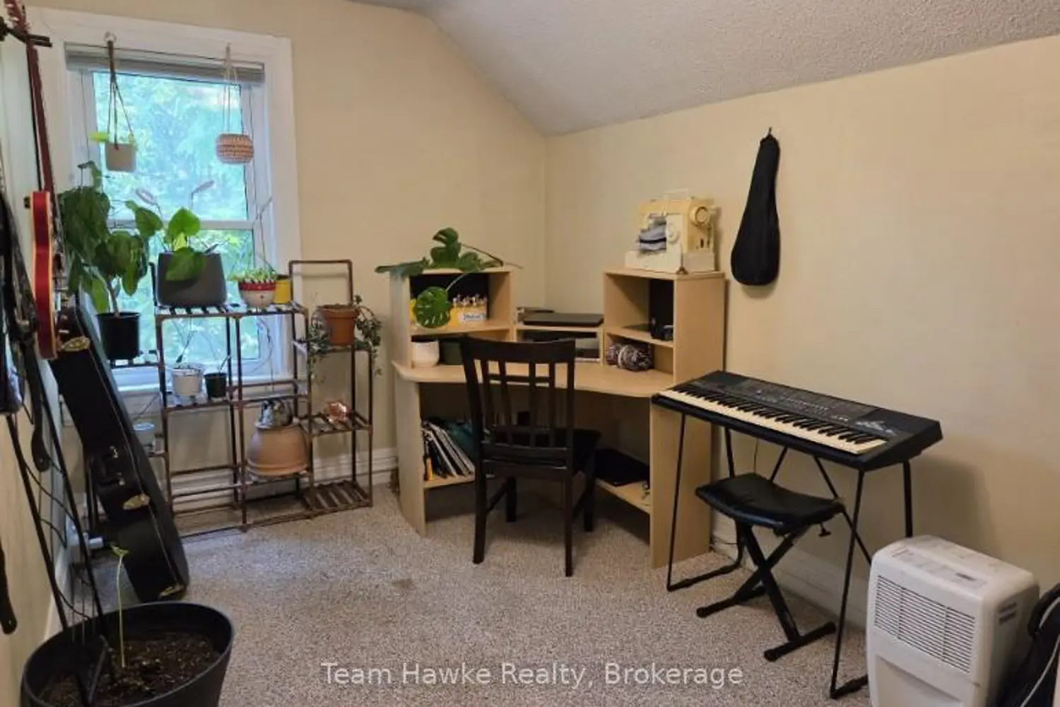 405 Dominion Avenue photo 5