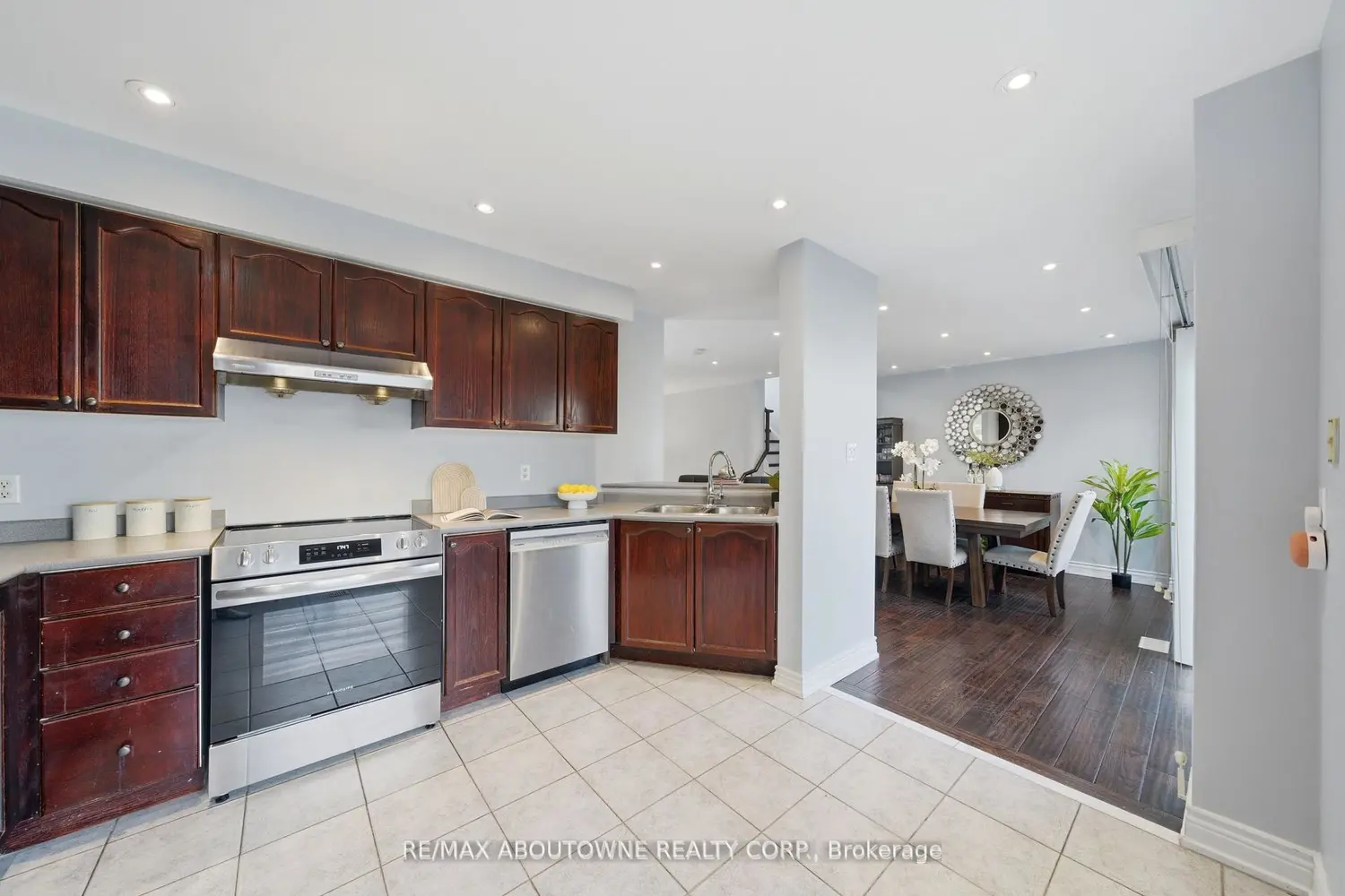 7105 Branigan Gate 54 photo 5