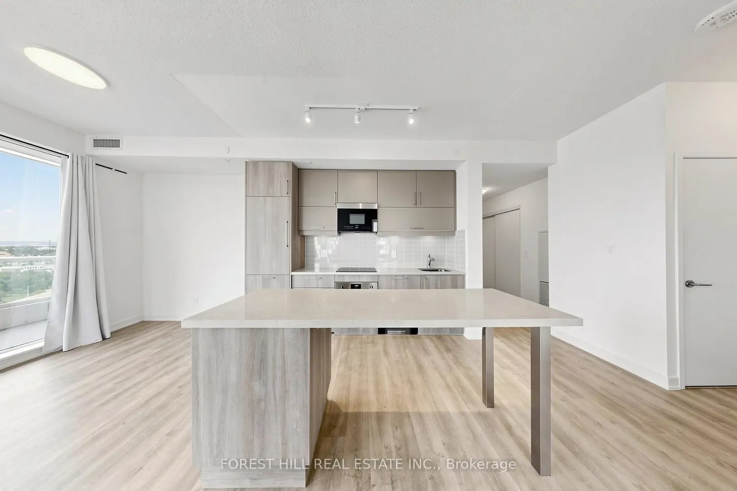 292 Verdale Crossing 1603 photo 5
