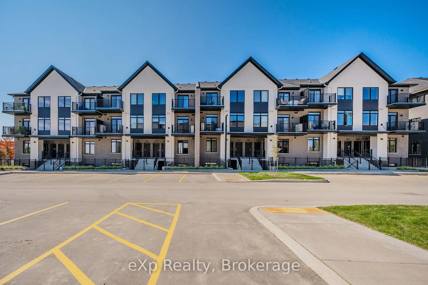 824 Woolwich Street 66