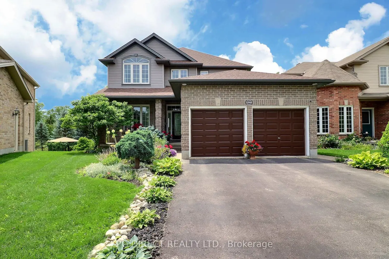 1040 Hanson Crescent