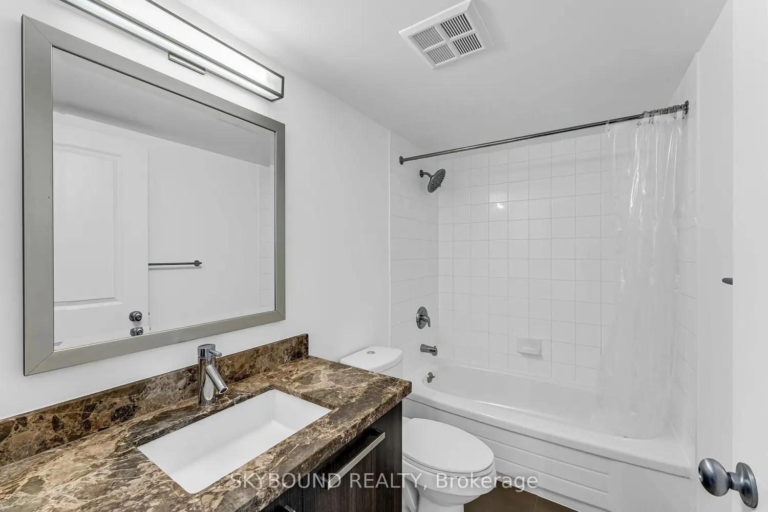 11 St Joseph Street 505 photo 5