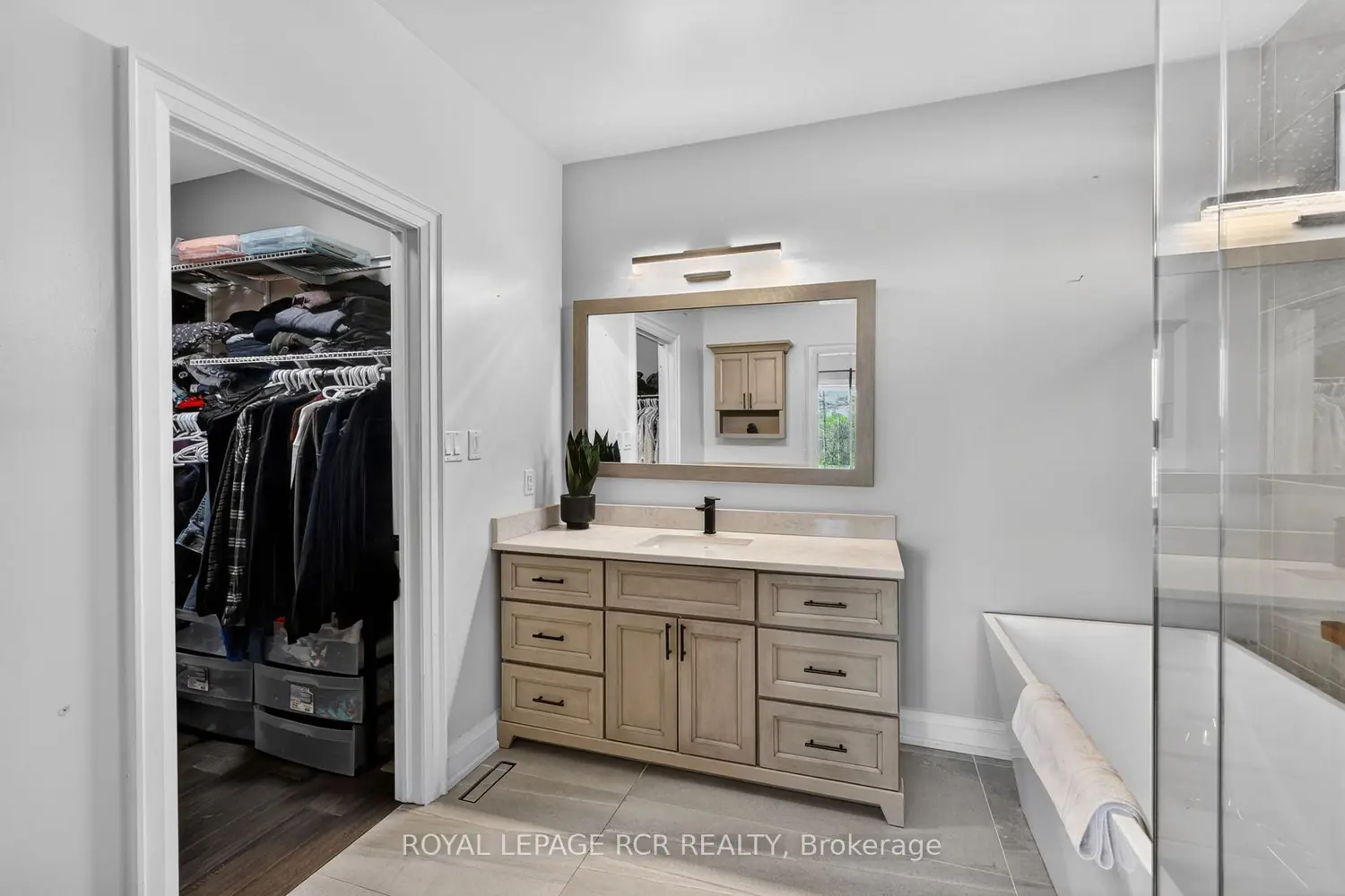 78 Glenhuron Drive photo 5