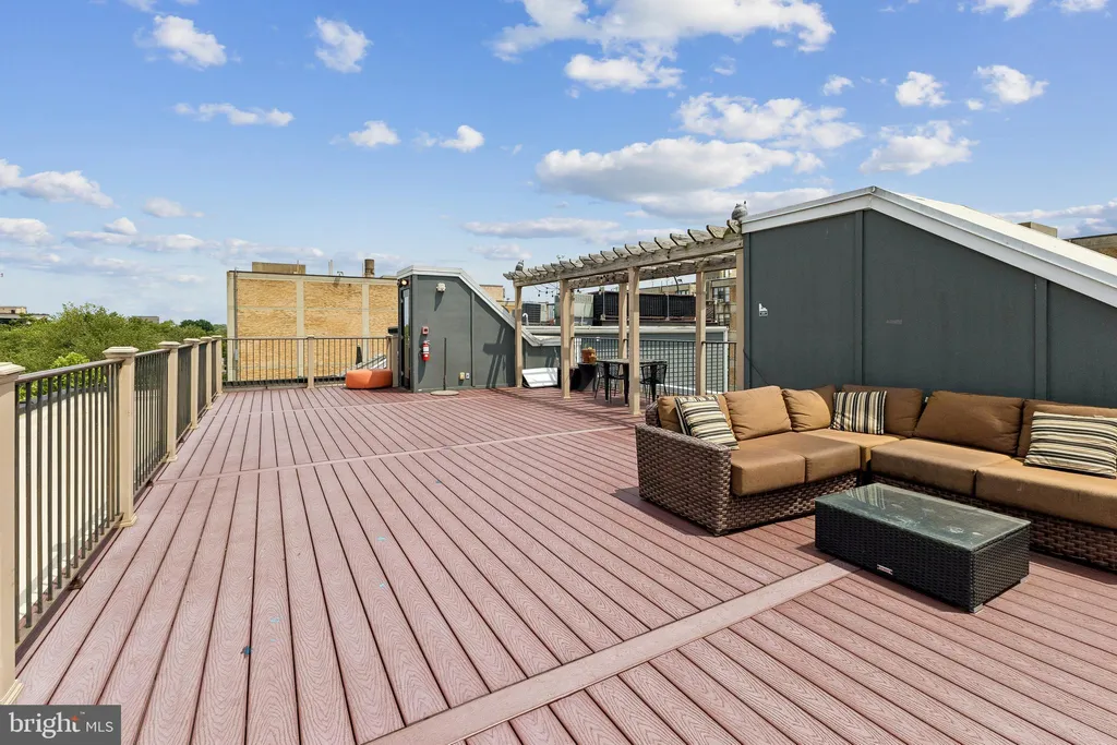 1211 G Street SE Unit 5, Washington, DC 20003