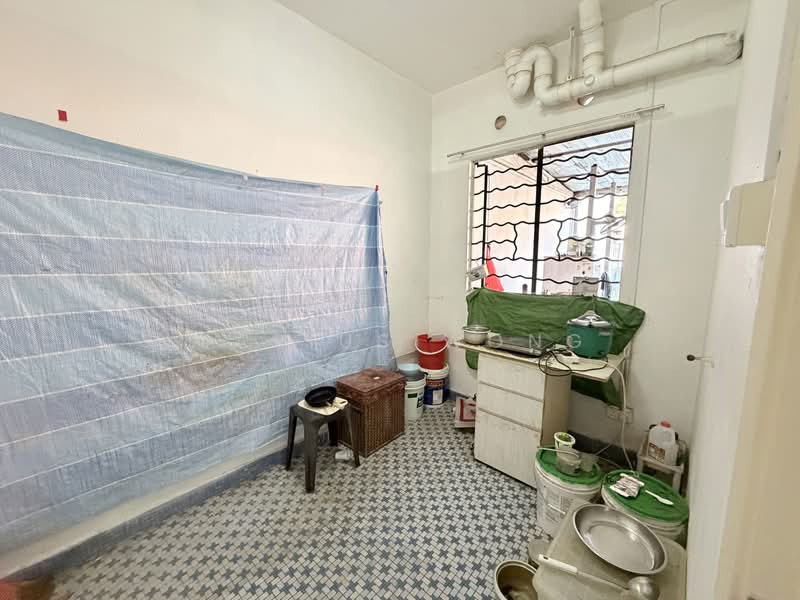 Original condition WORKERS DORMITORY for rent! photo 4